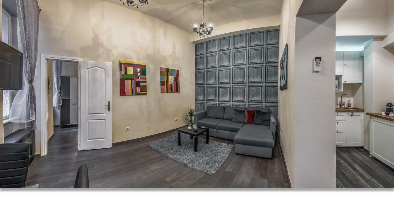 בודפשט Opera Boutique Apartment מראה חיצוני תמונה